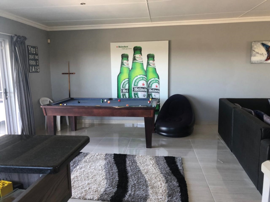 3 Bedroom Property for Sale in Nahoon Valley Park Eastern Cape